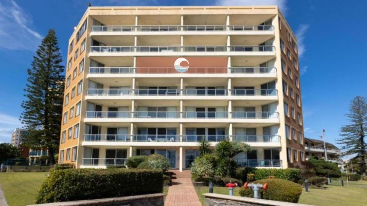Beachpoint 402 - Linen Not Included